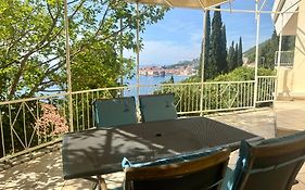 Golden Creek Amazing Sea Views Apartment